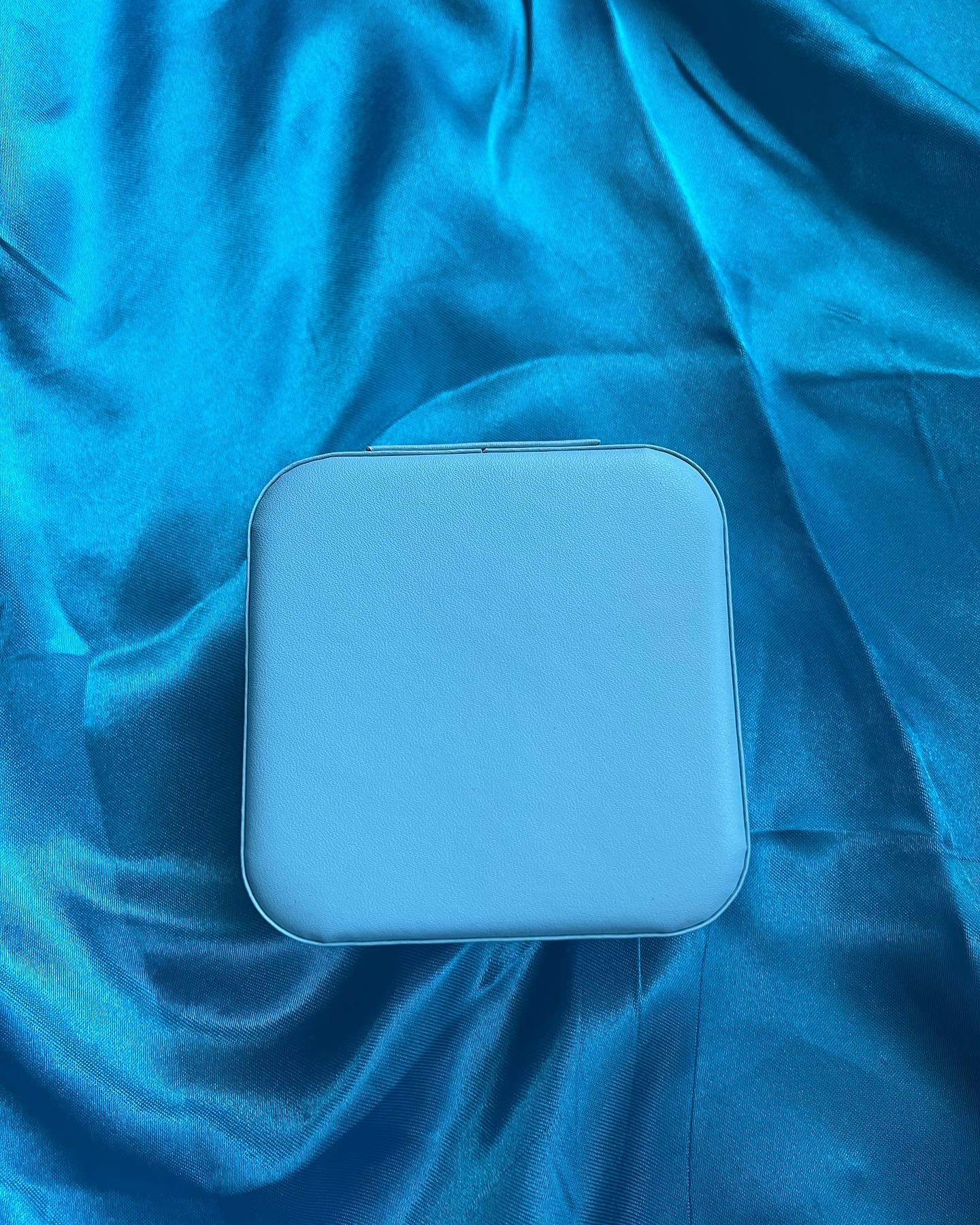 blue travel jewelry box
