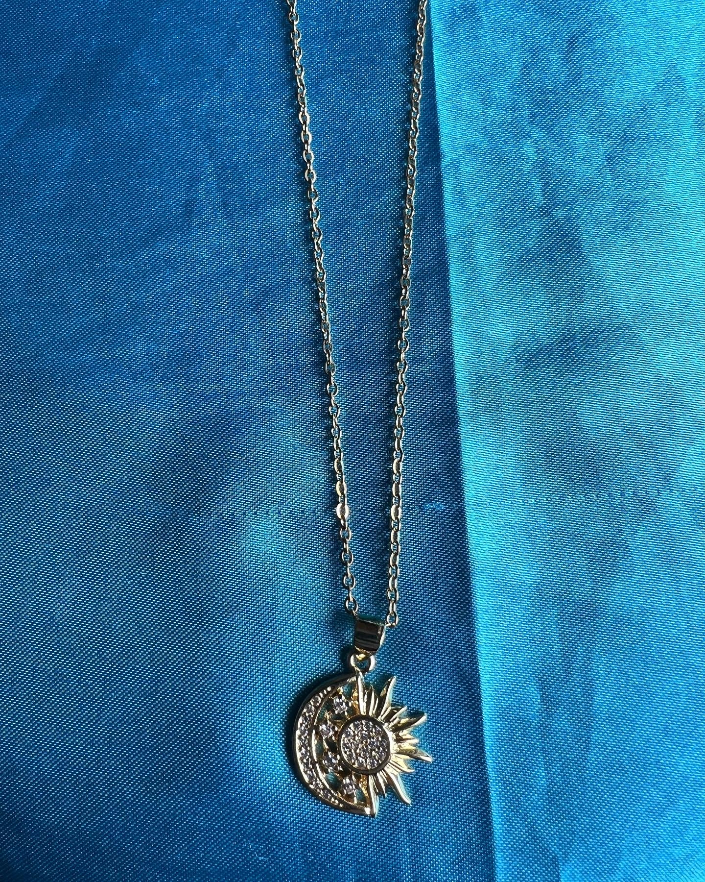 sun & moon necklace